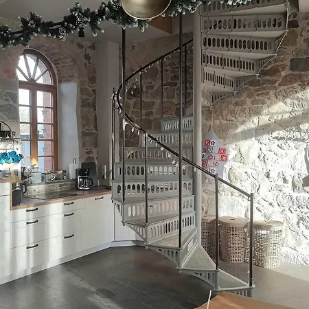 Wohnen Auf 2 Etagen Mit Terrasse Und Kamin - Fuer Kurzentschlossene * Großharthau