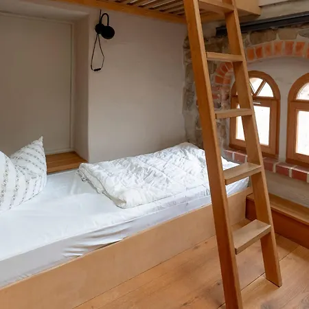 Wohnen Auf 2 Etagen Mit Terrasse Und Kamin - Fuer Kurzentschlossene Holiday home Grossharthau