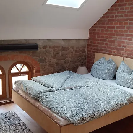 Vakantiehuis Wohnen Auf 2 Etagen Mit Terrasse Und Kamin - Fuer Kurzentschlossene Großharthau